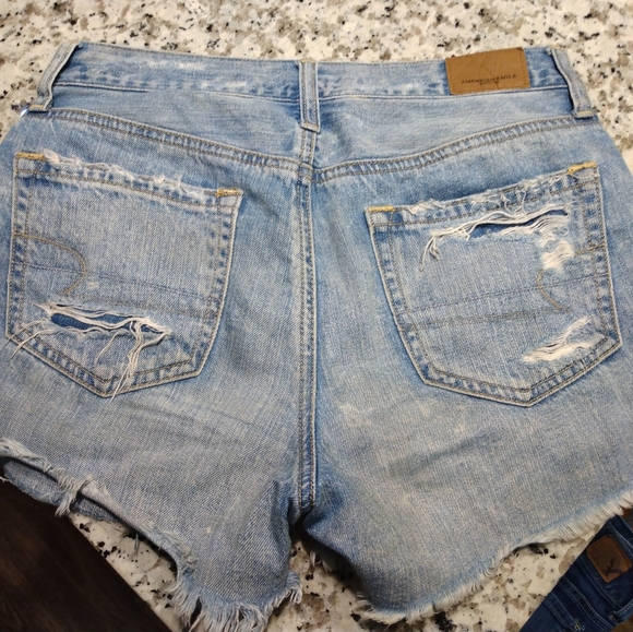 American Eagle Women's Hi Rise Festival Midi Ripped Shorts - Picture 4 of 7